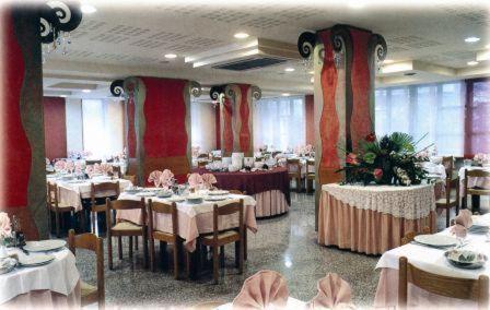 Hotel Carol Римини Экстерьер фото